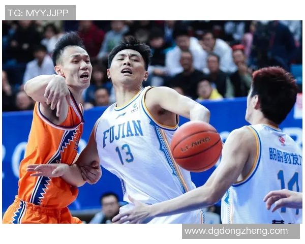 上海排球队的攻防转换分析与战绩影响探讨 上海排球队的攻防转换分析与战绩影响探讨